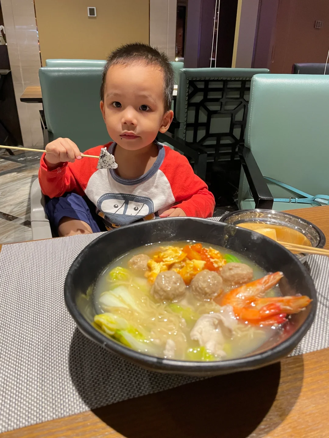 孩子发脾气扔玩具，霍思燕的做法亮了‼️