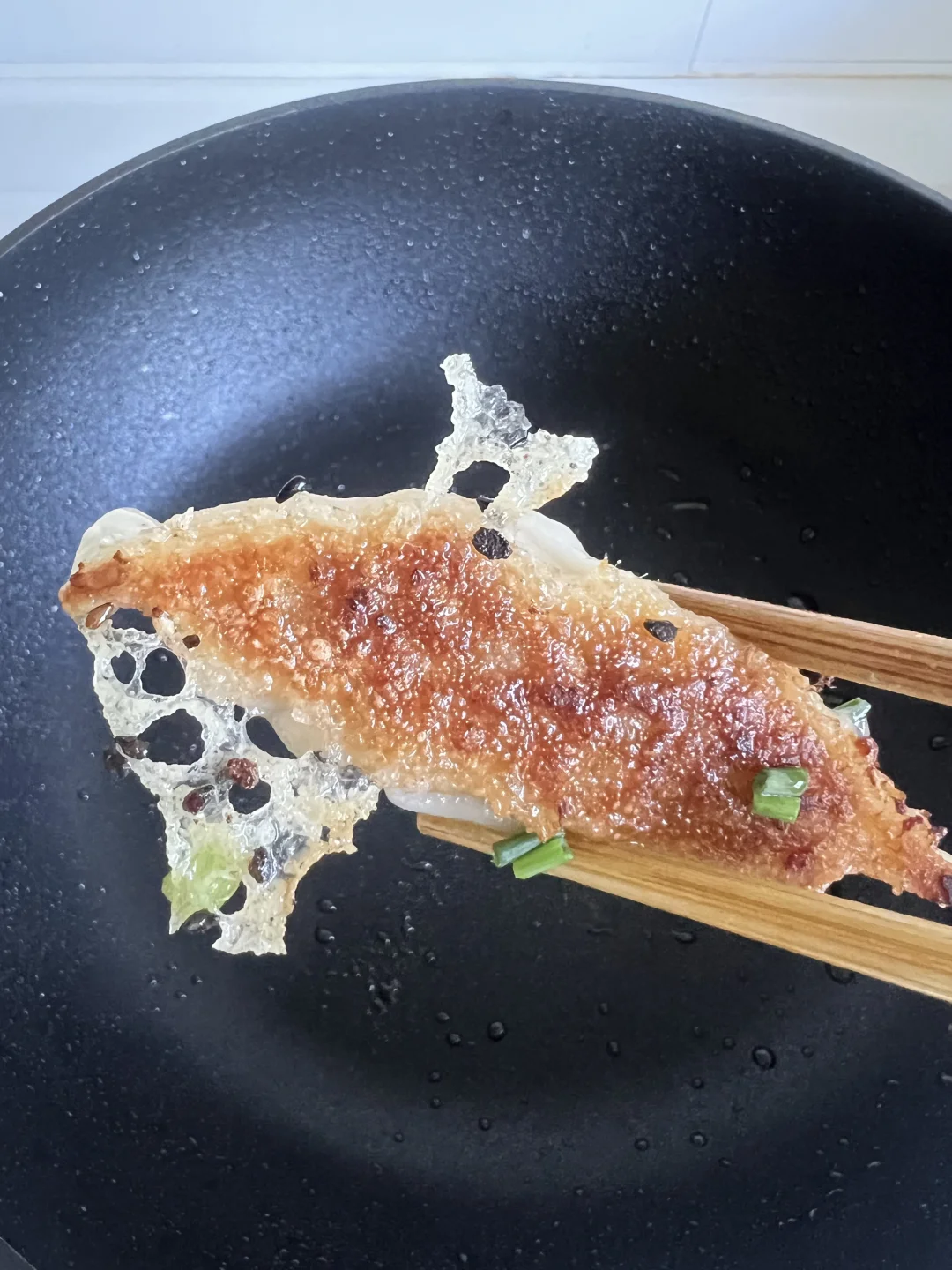 完美的冰花煎饺🥟出炉啦！