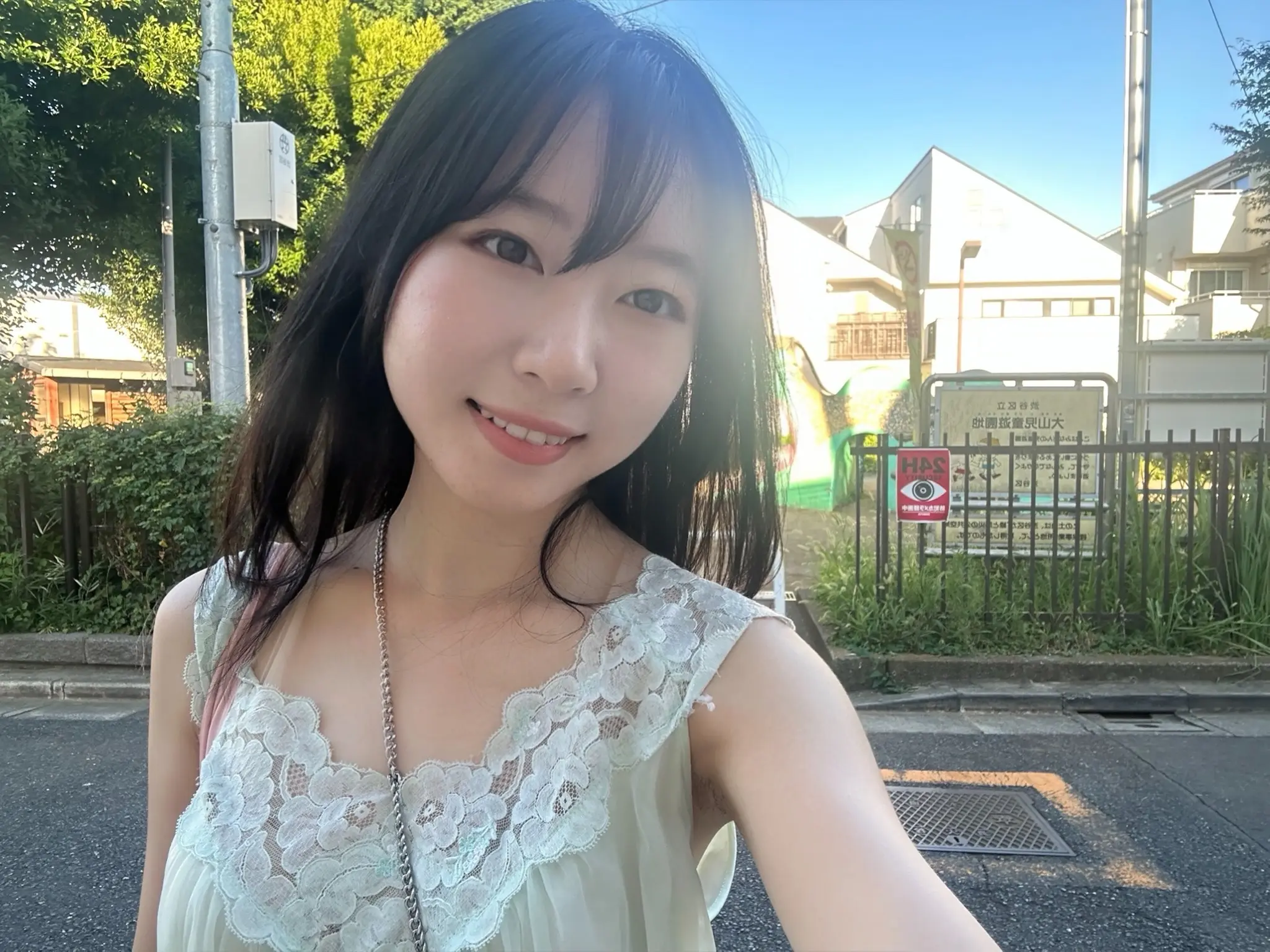 一人在下北泽恐龙公园🦕。