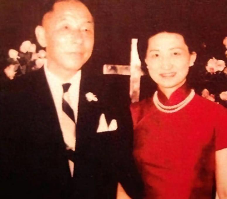 赵一荻于2000年离世，临终前说了一句话，张学良听后忍不住痛哭，为何如此深情？
