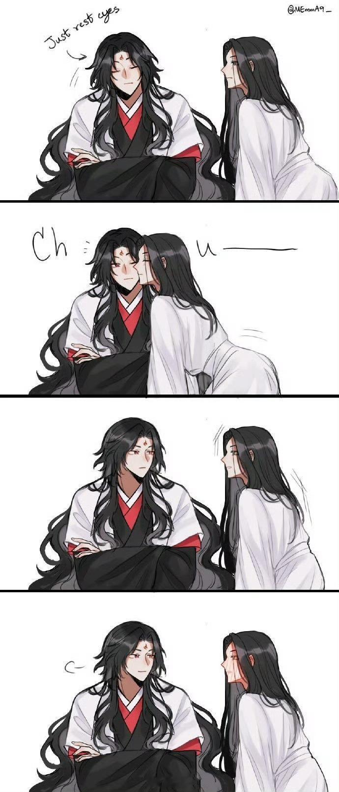 人渣反派自救系统  漫画 冰九日常，主动的人反而害羞了[偷笑] 