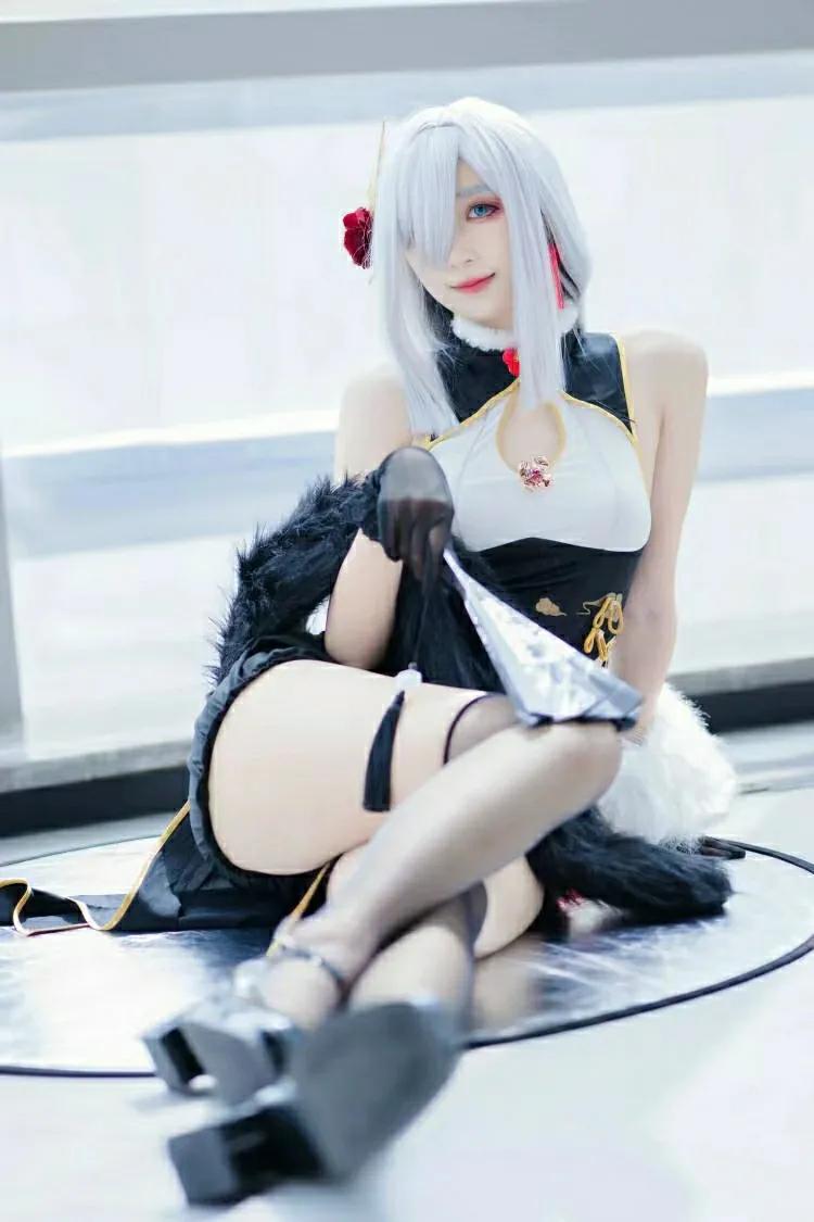 小姨，魅力无穷!  