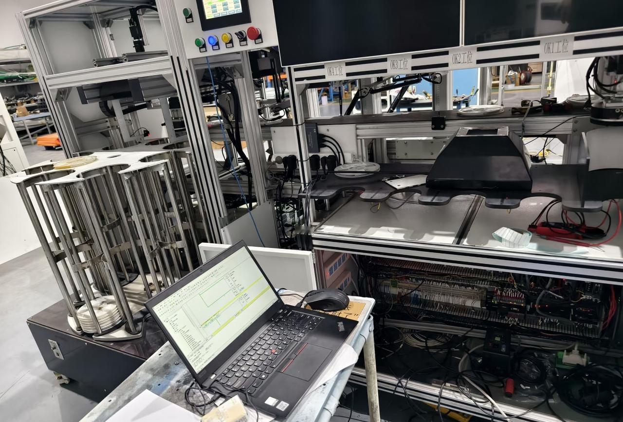 新招了一个电气技术人员，这个技术人员还是211出来的，我想他的学习能力应该很强吧