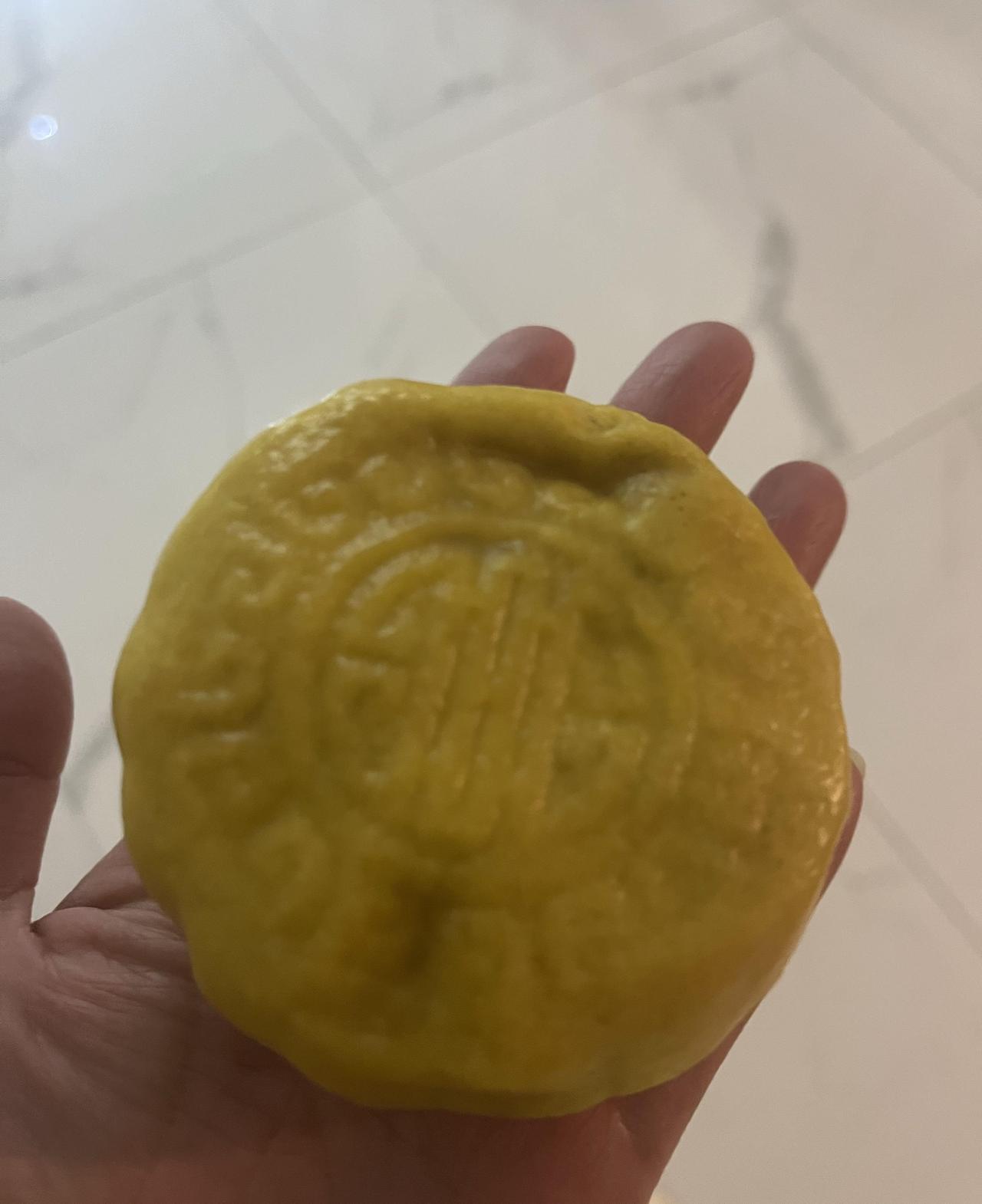 存款204万的81年离异女人！

每天清晨打开手机银行APP时，指尖划过余额