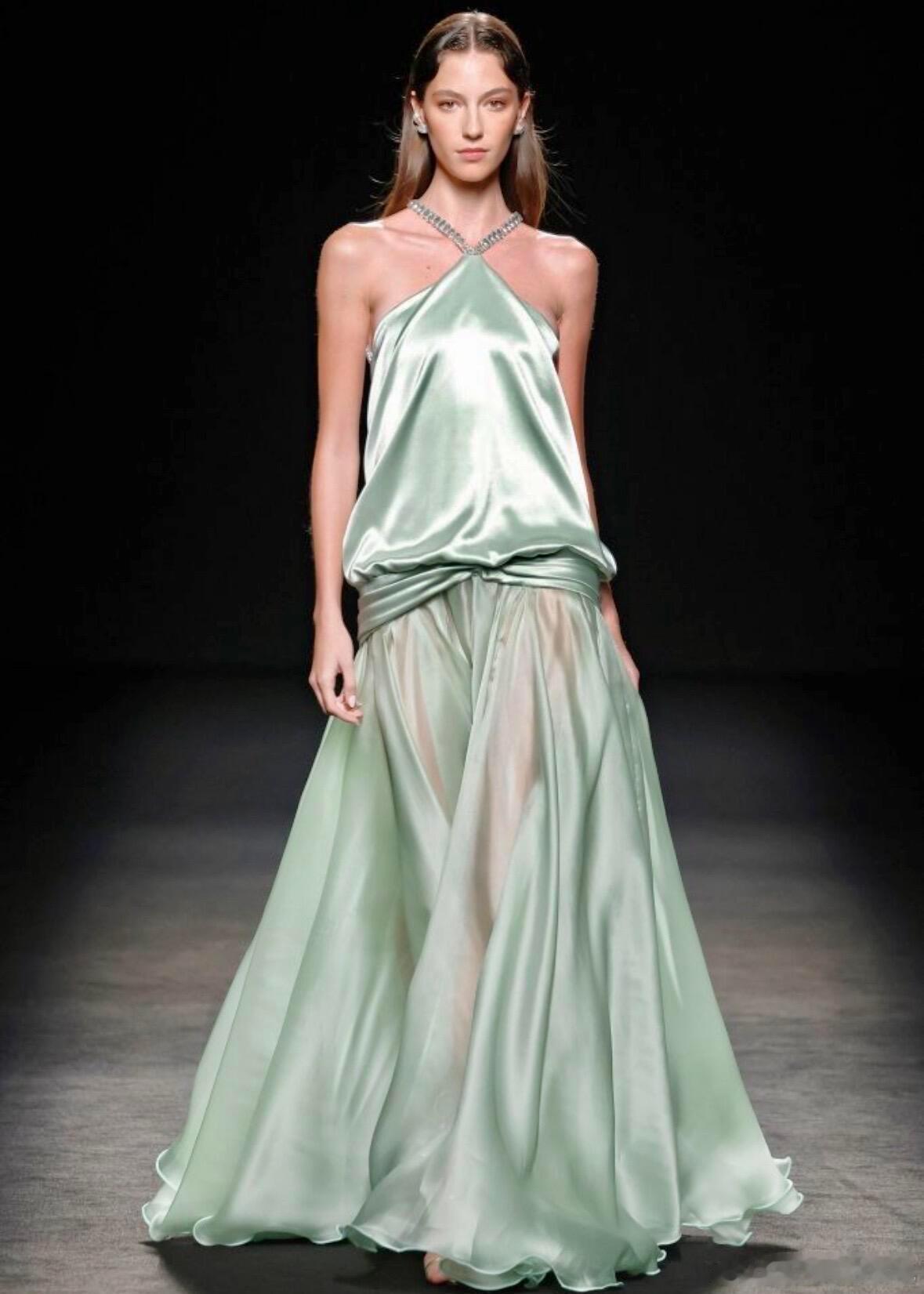 Claro Couture 2026 春夏成衣系列🍀缎面质地是无声的奢华，设计