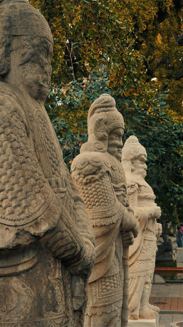 简单到复杂，是前半生的阅历。 复杂到简单，是后半生的修行。 