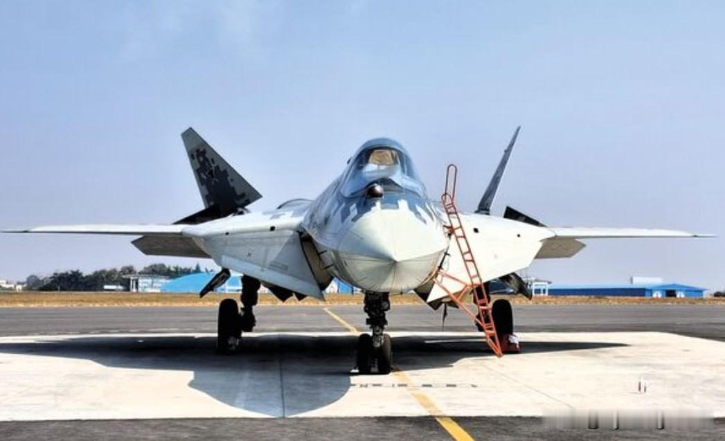 🇮🇳 印度空军司令公布新的现代化计划

2025年10月2日，印度空军司令阿