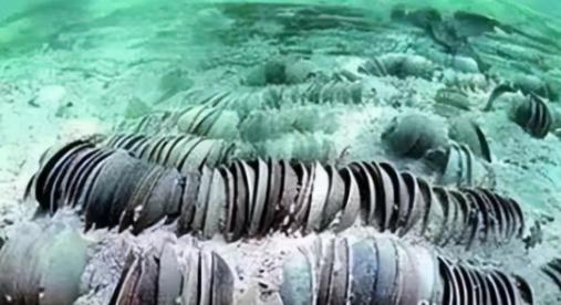 1998年，德国拿出7万件中国文物，强势开出3个亿的天价。正在中国犹豫时，德国却