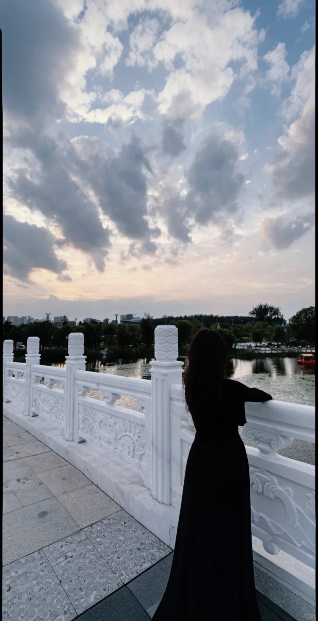 147 36d｜路人都会有异样眼光