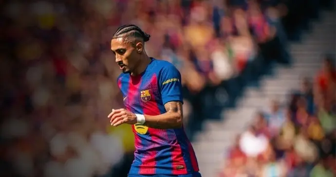 巴萨官方公告：拉菲尼亚右大腿受伤缺阵五周 已返回巴萨接受治疗