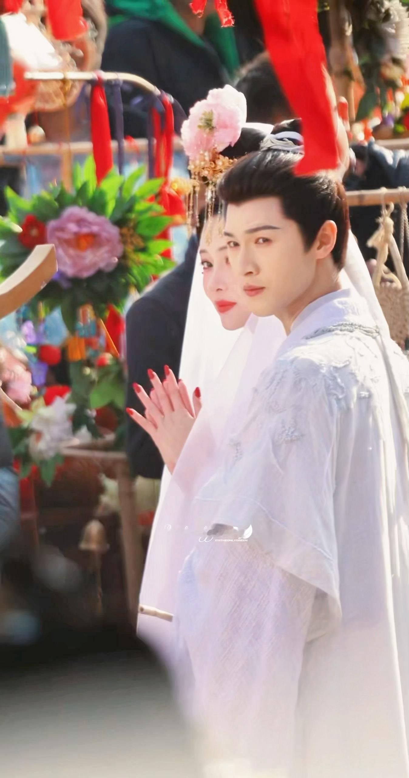 孟子义李昀锐逛街没喊张真源那就多多关注期待一下尚公主吧 