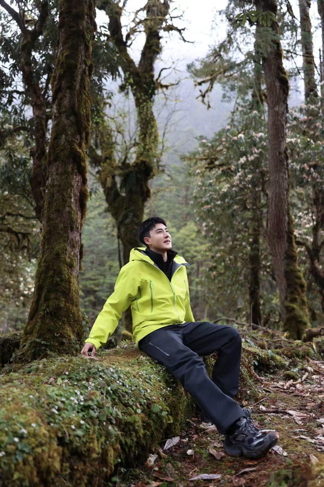 张睿[超话]张睿自己的梗还是得自己玩张睿调侃自己跳舞像打车张睿心态属实强大，不介