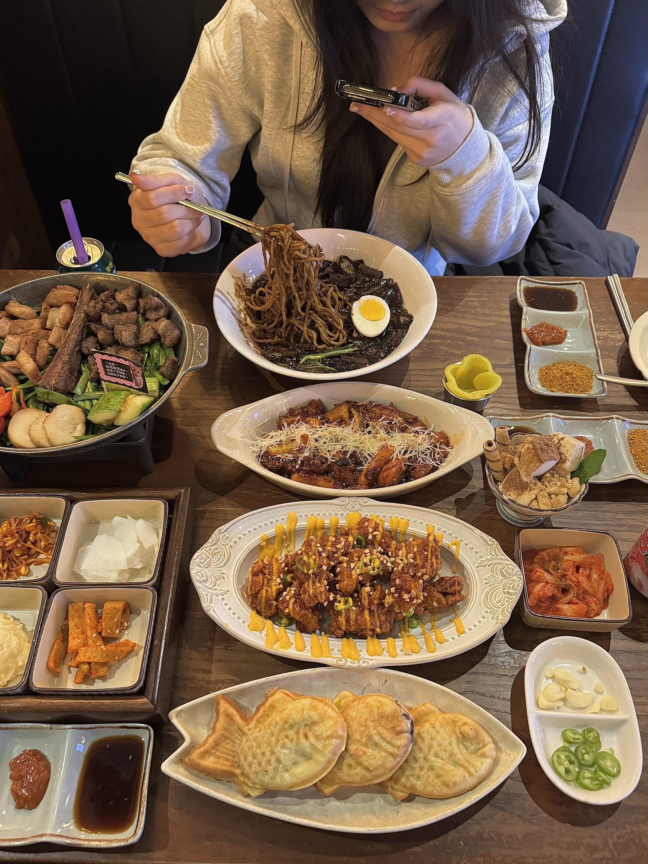 🇰🇷幸福是和你一起吃韩料。