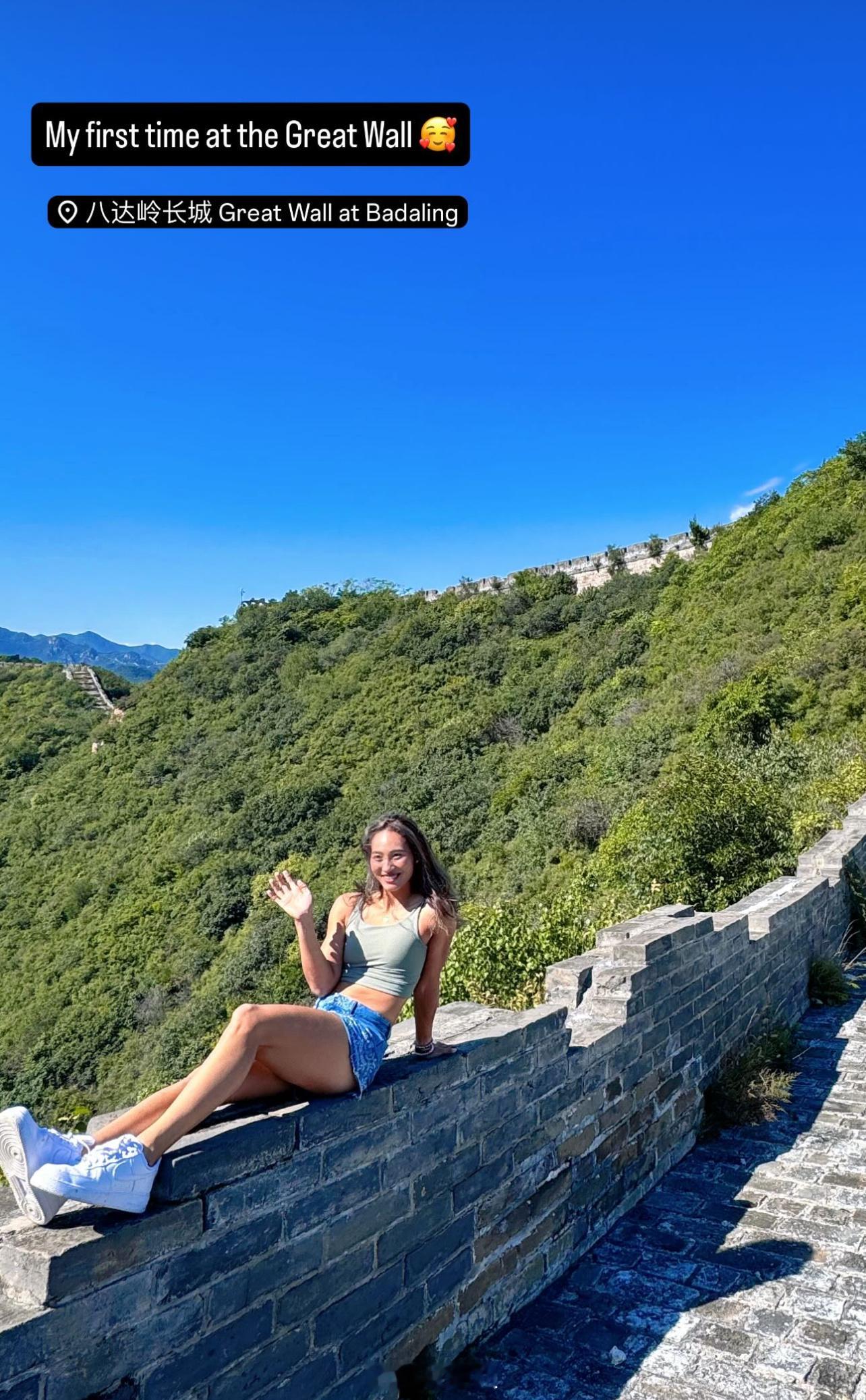 🇨🇳郑钦文现身八达岭长城[酷]热点解读热点现场 ​​​