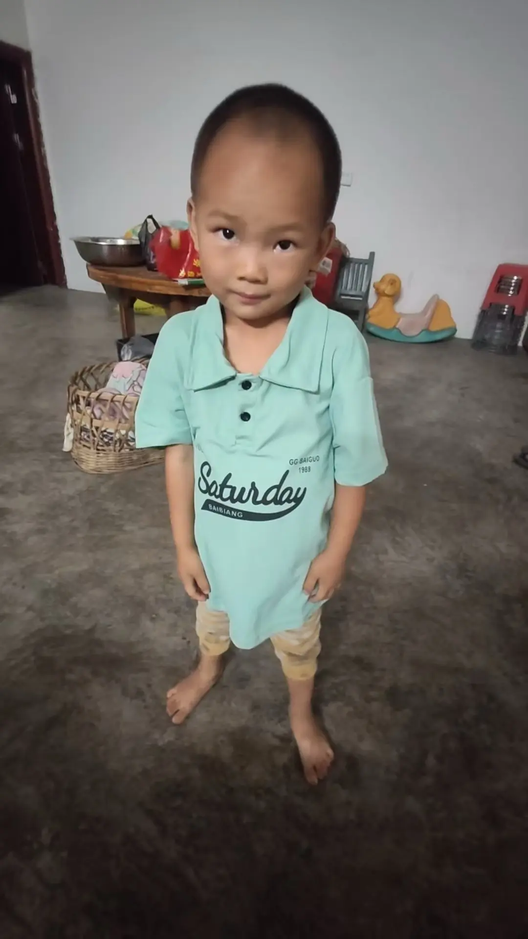 姑姑痛侄子是本性，因为血脉相同，姓氏相同，爱你不需要理由，因为我和你爸...