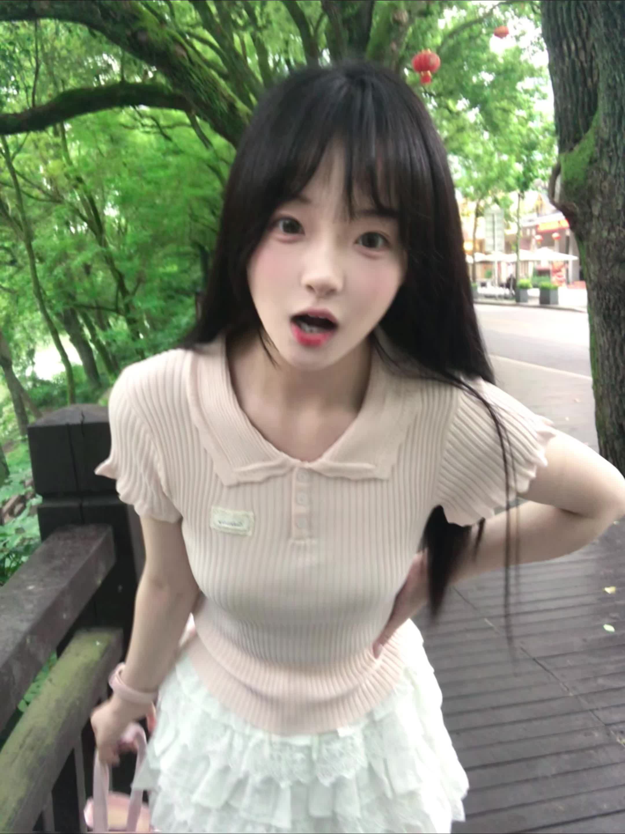我承认 我自私 你的體溫 我只想我一人享受 我希望妳懂