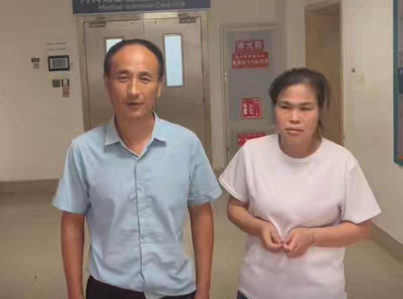 高反失温女孩林某，10月8日接受紧急脑部手术后，依旧处于昏迷状态，尚未脱离生命危
