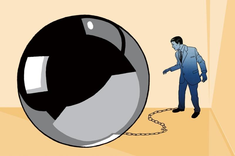 你觉得中年人的压力主要来自哪里 中年人的压力，那可真是多方面的。经济上，上有老下