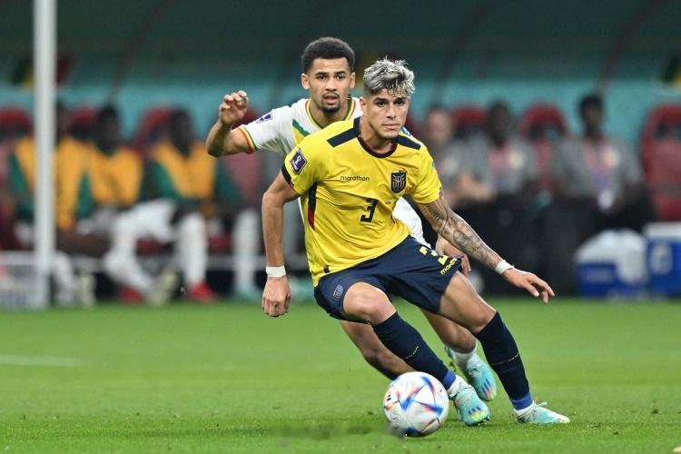 马竞正在和勒沃库森谈因卡皮耶，他是马竞左中后卫的首选。（AS） ​​​