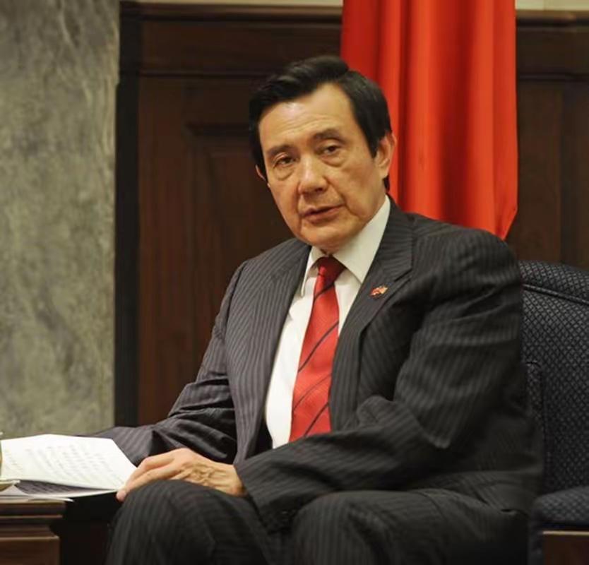 其实历史其实早已给过马英九，参与推动民族复兴的绝佳机遇，不是他没把握住，而是从一