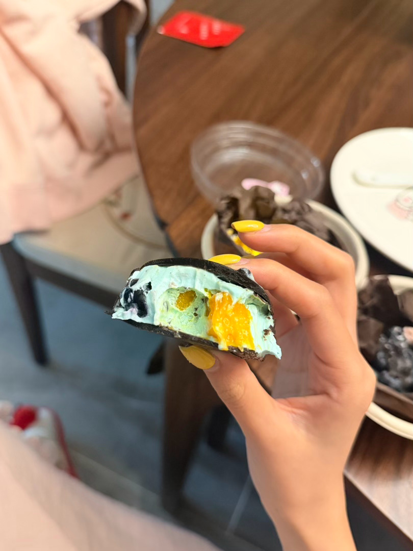 你可以珍惜每一个人 但不要挽留每个人 