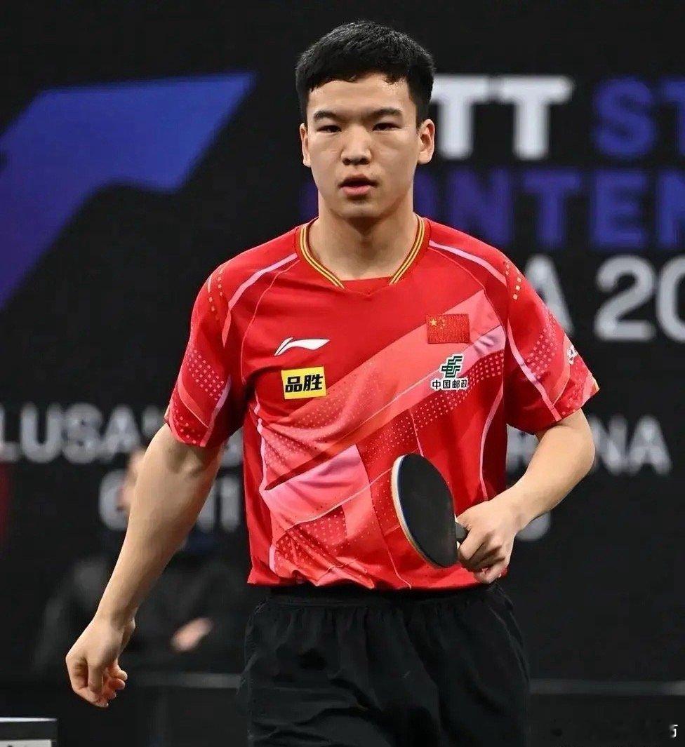 最后的独苗，向鹏，2：3不敌韩国弗朗西斯科，蒙彼利埃冠军赛，国乒男队参赛的三名选