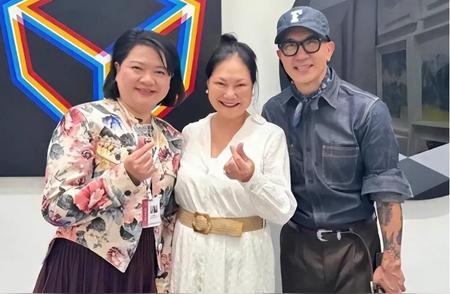 黄春梅突然“收手”不找茬，背后竟是汪小菲的“温柔一刀”？
大S日本病逝后，黄春梅
