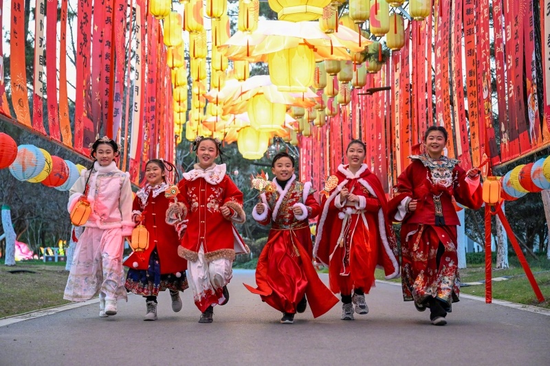 #2026新春走基层#【安徽老乡：今天你启程/到家了吗？】#春韵满江淮#，#春到