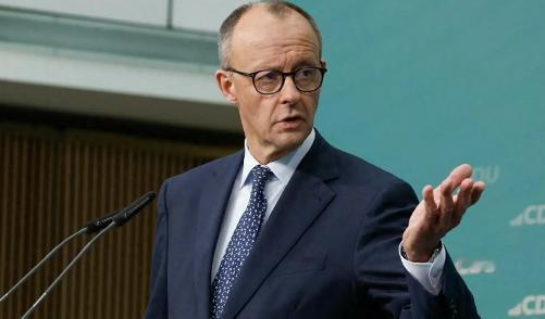 柏林专机还没起飞，默茨的越洋电话直接打进了东京首相官邸！高市早苗刻意砸出这份通话