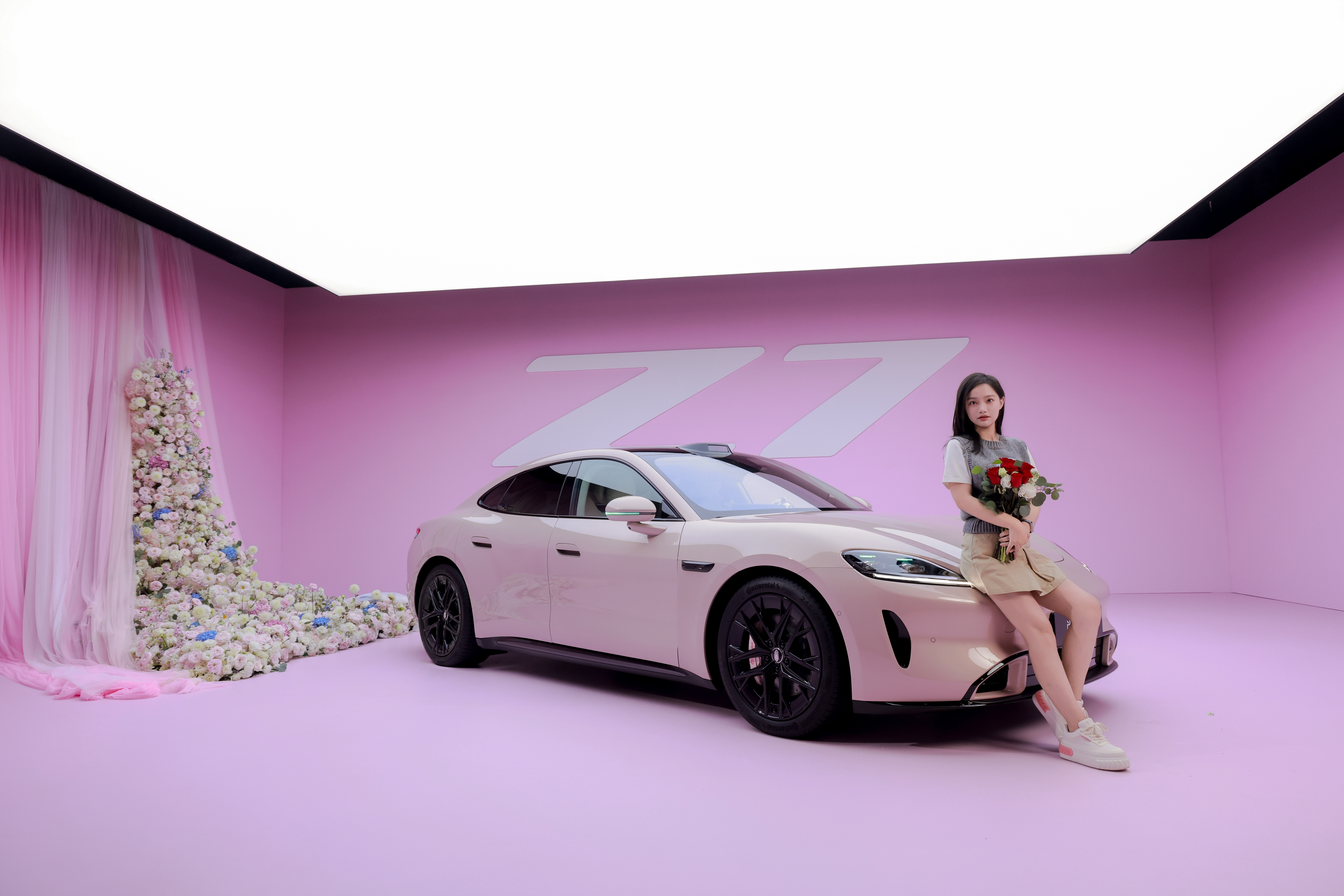 绿色好看还得粉色好看？尚界Z7谁看谁尚头