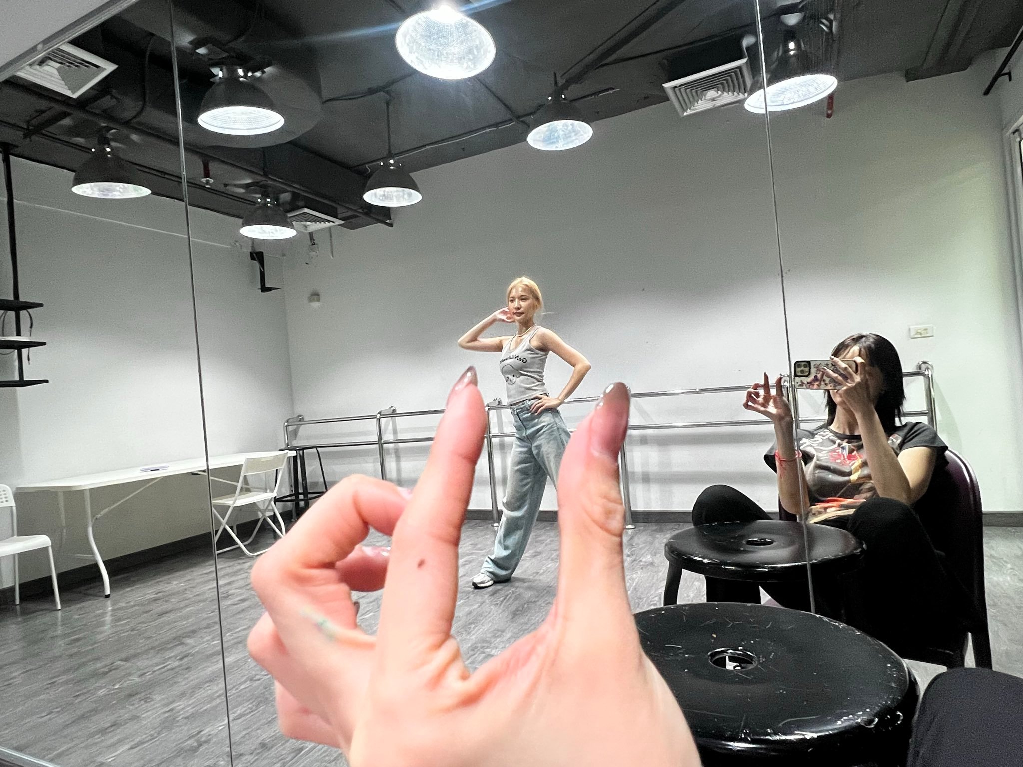 JanJingjing 🦊🐯janjingjing🥸Jing X更新260