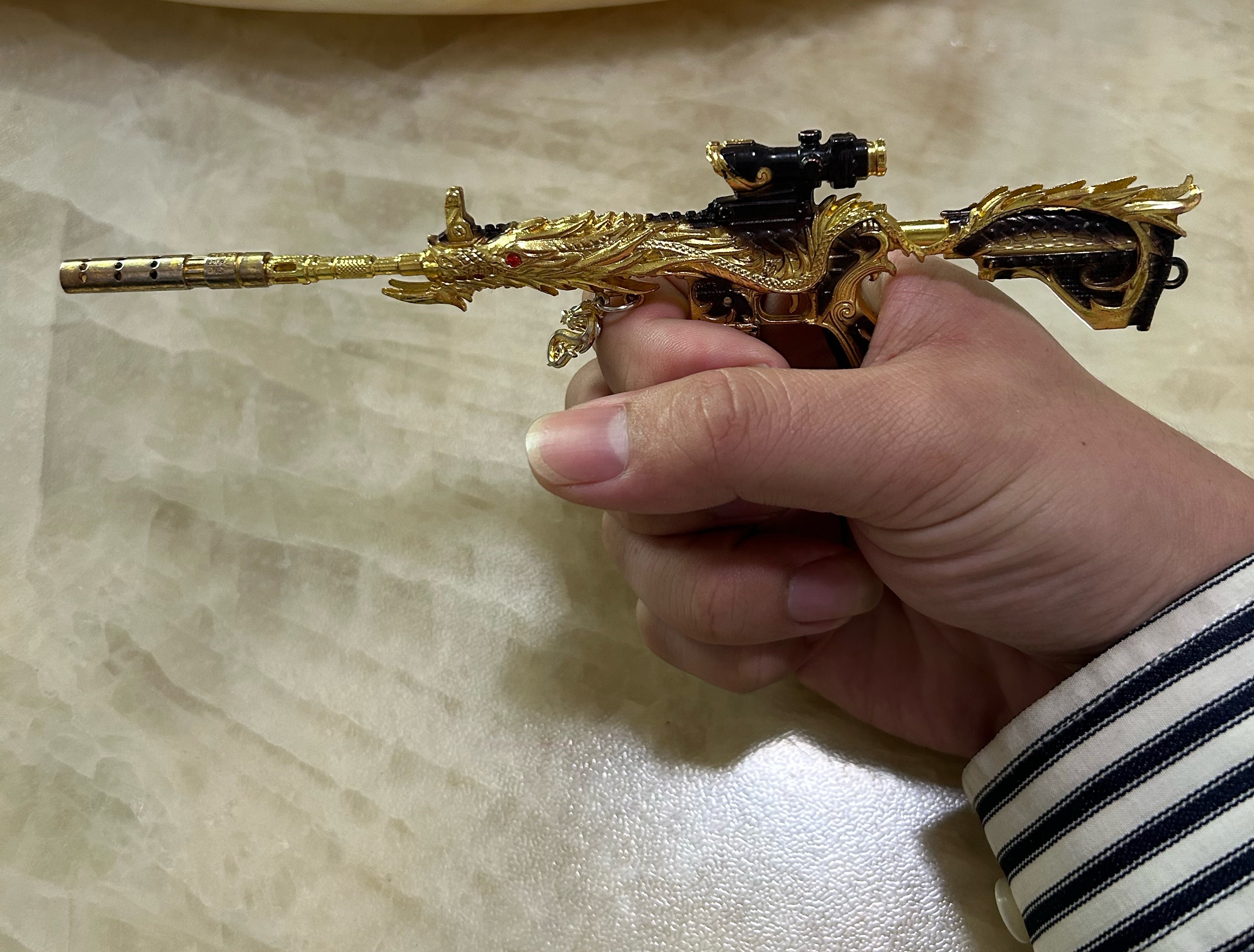 这年头小孩的玩具真不错啊。 