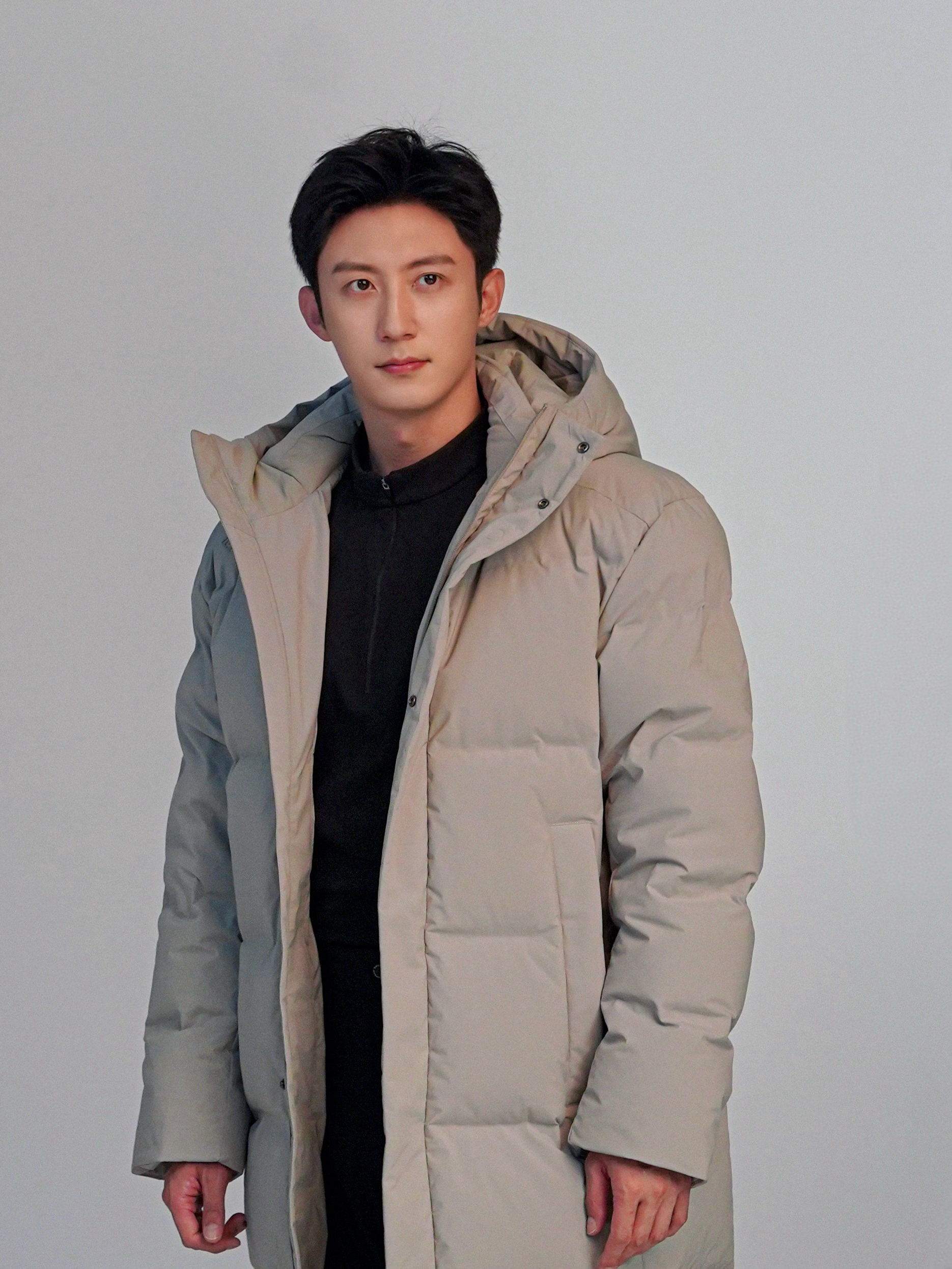 黄景瑜🐳黄景瑜探路者品牌全球代言人 hjy黄景瑜现在就出发 我喜欢你，不是因为