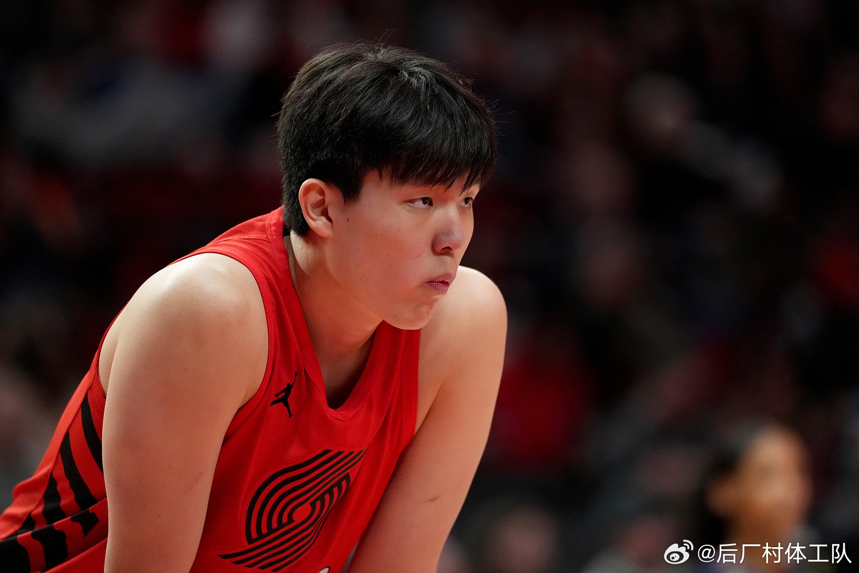 杨瀚森13分7篮板2助攻 今日杨瀚森再度出战开拓者发展联盟比赛，小杨登场35分，