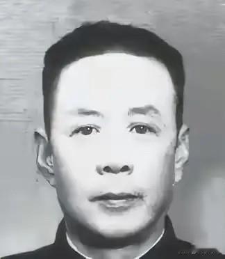 1939年山西冬夜，国军中将设宴款待彭德怀，夫人倒茶时低语：“现在空气不好，彭先