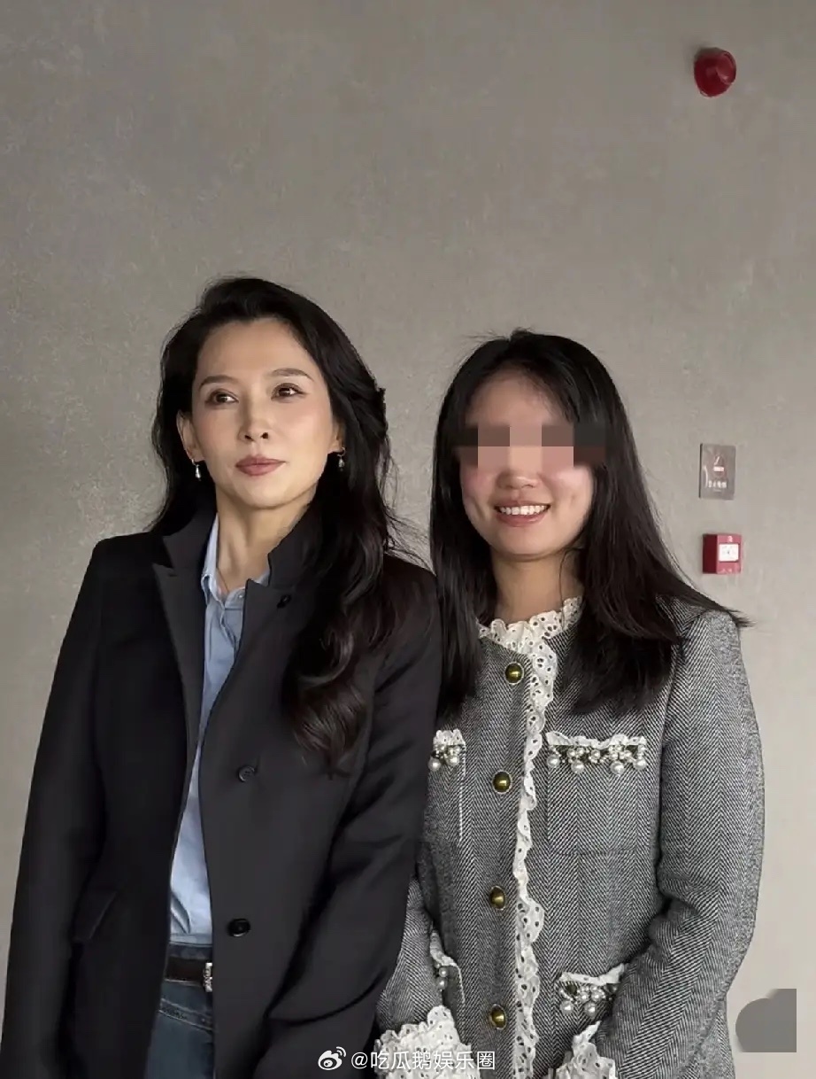 森林北现身杭州，无修图下有点显老，不像是36岁，不像是90后，像是80后，有了年