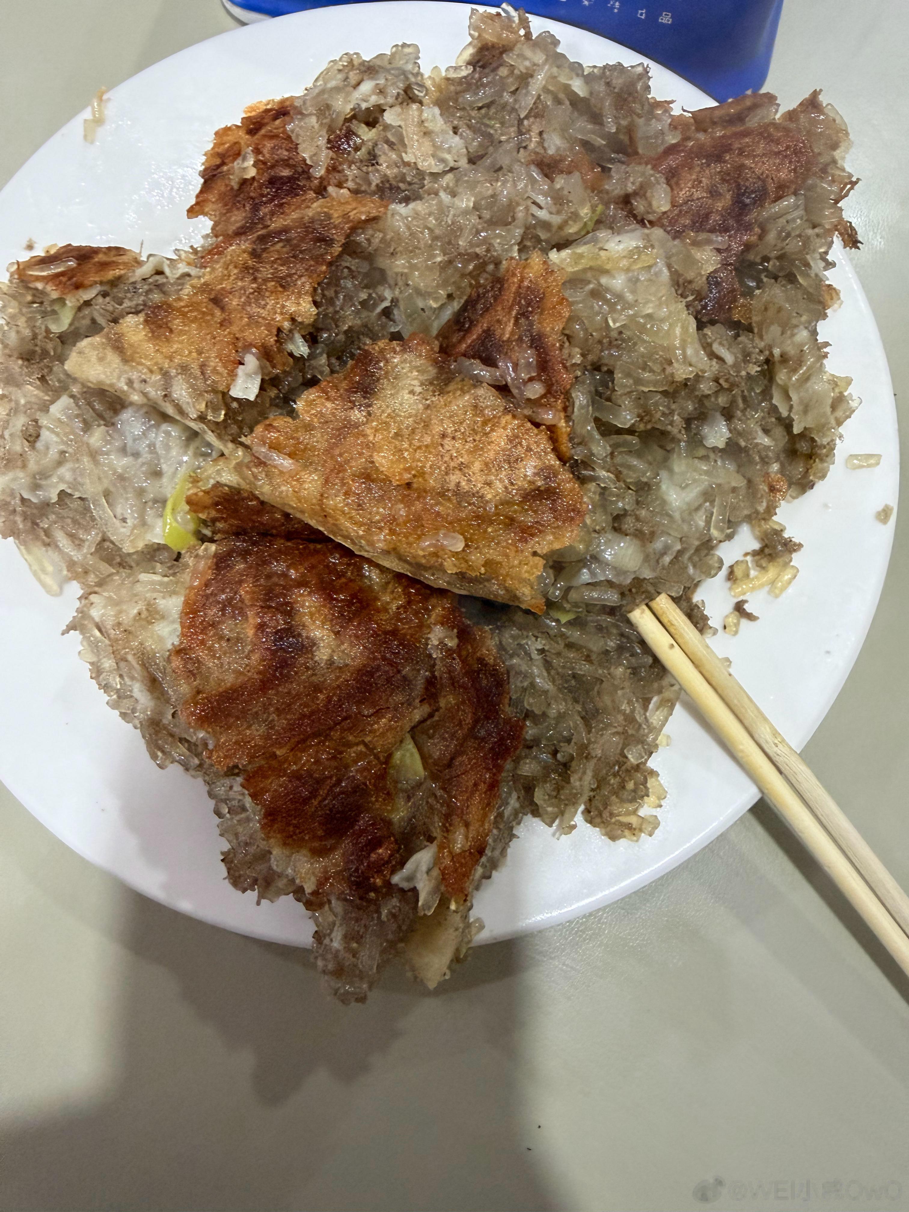 Wei分享家乡特色美食：家人们新年快乐，看看大家特色美食