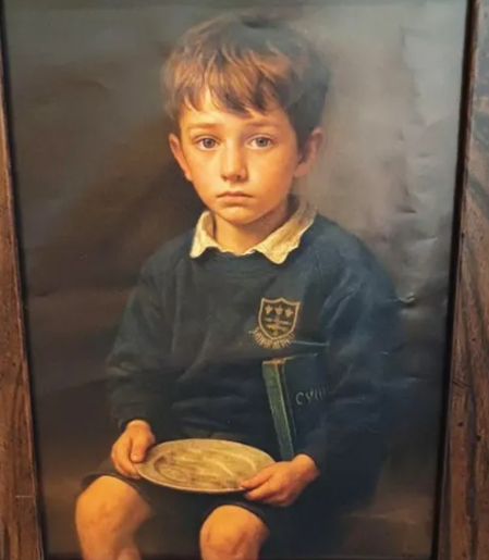 【艺术家偷偷在英国博物馆展出AI绘画，数百人观赏却没人发现不妥】 英国广播公司（