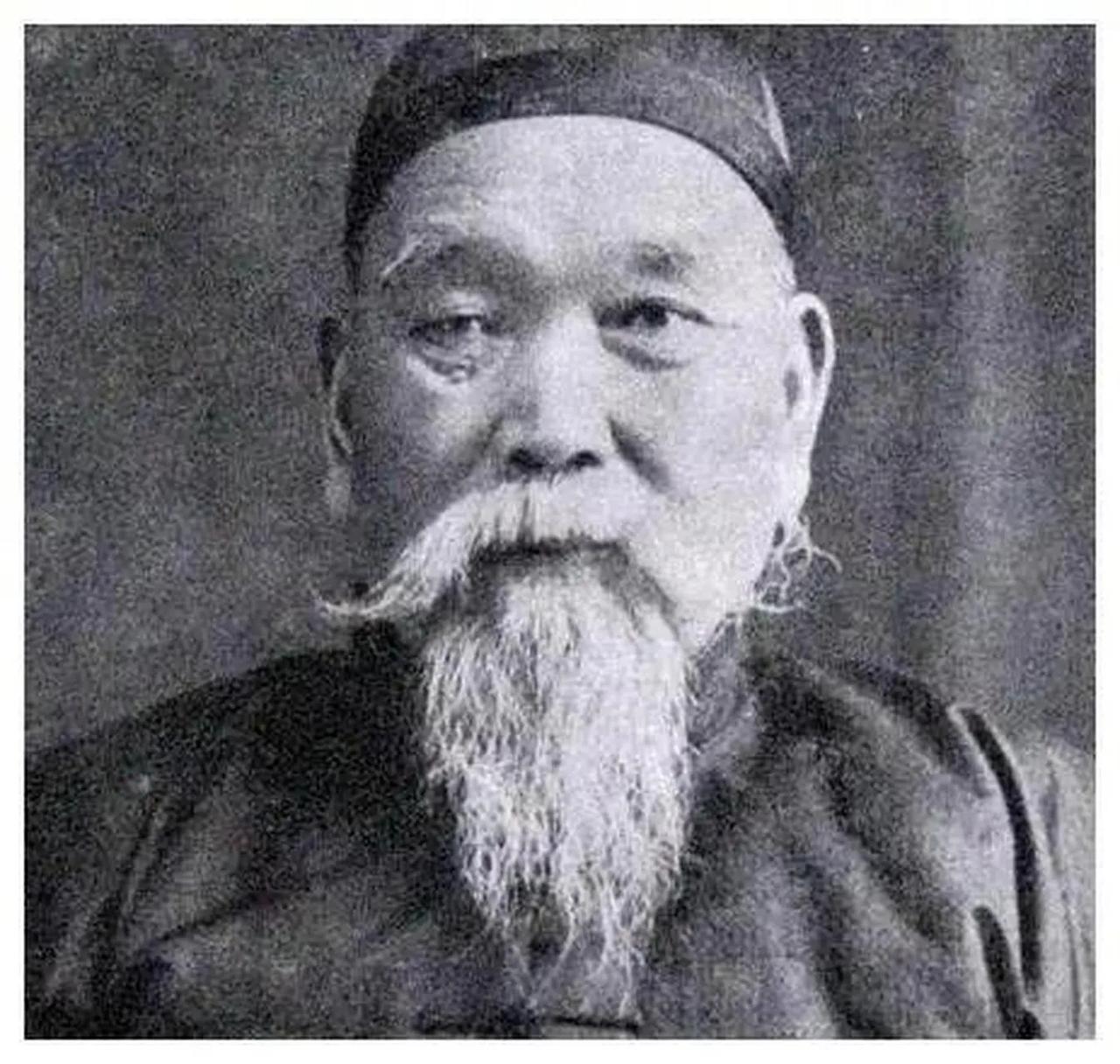 晚年，北洋大佬们寓居天津租界，虽没有穷奢极欲，却也富足快活。顶流的有冯国璋、黎元