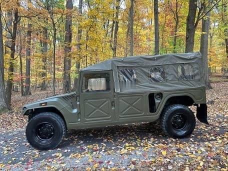 您认为最适合情人节开的车：    ！！！