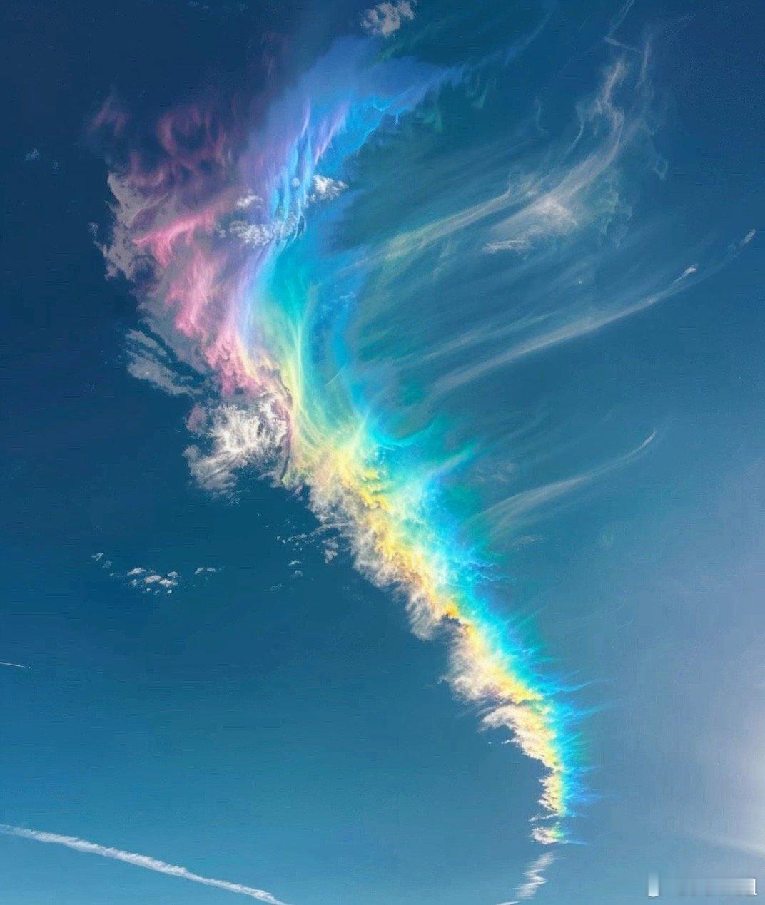 3月18日早间要闻一、个股公告• 海力风电：签订10.85亿元深远海风机基础导管