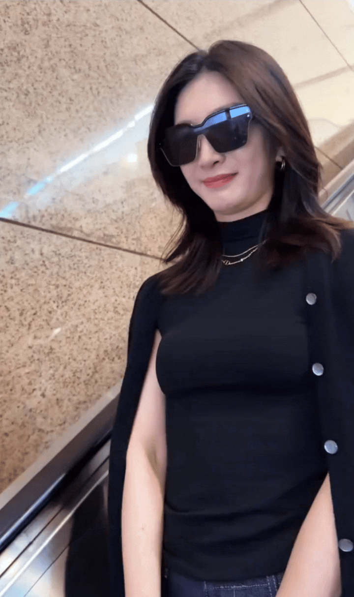好爱江疏影啊，人美身材好，性格也好，真的好有魅力啊！