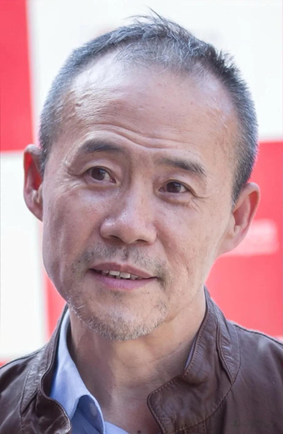 商界大咖王石，聊起任正非，说:他绝不是表面上那么憨厚，思路很清晰，很狡猾、很聪明
