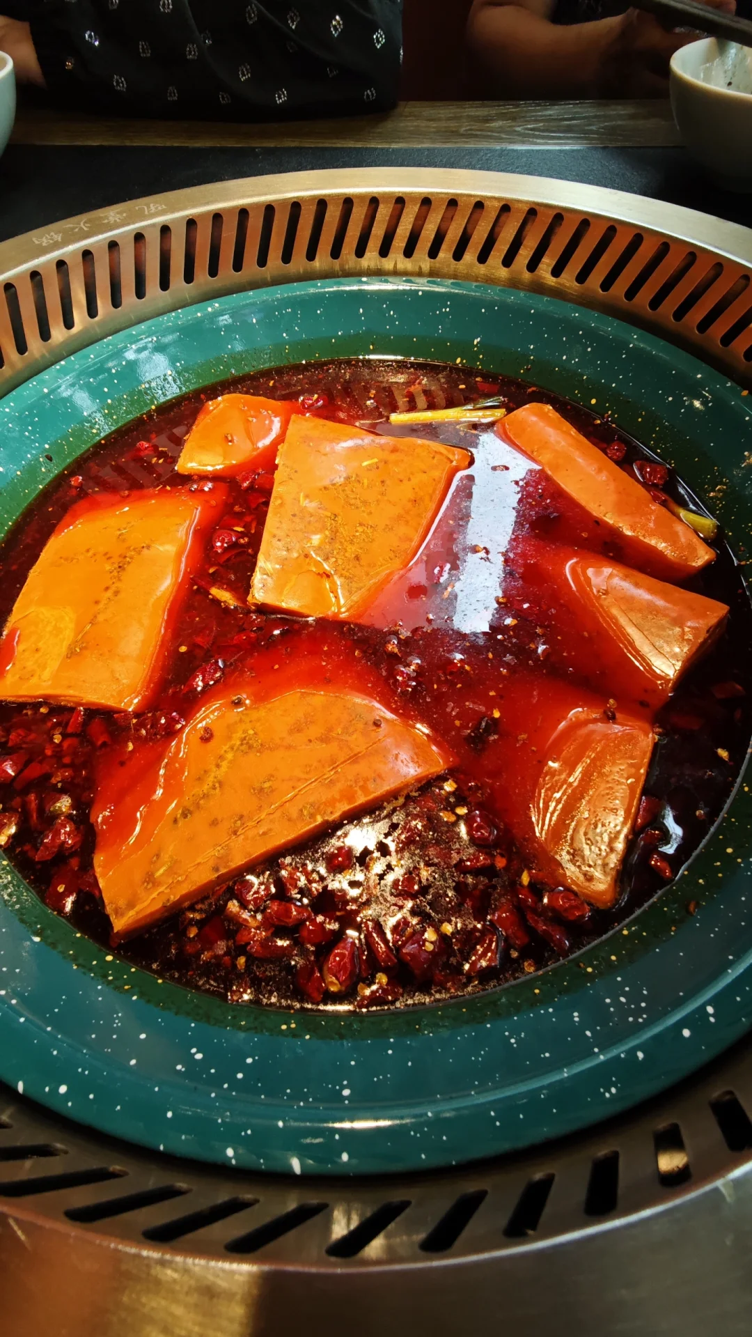 🇩🇪在吼堂被免费的凉面吃饱☞上周日中午运气太好了，居然有免费的凉面...