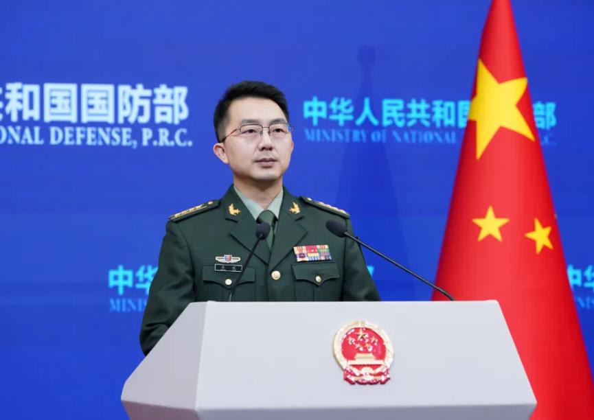 没有一点儿退路！中国国防部已向全世界亮明：解放军全员整装待发。胆敢阻挠中国统一，