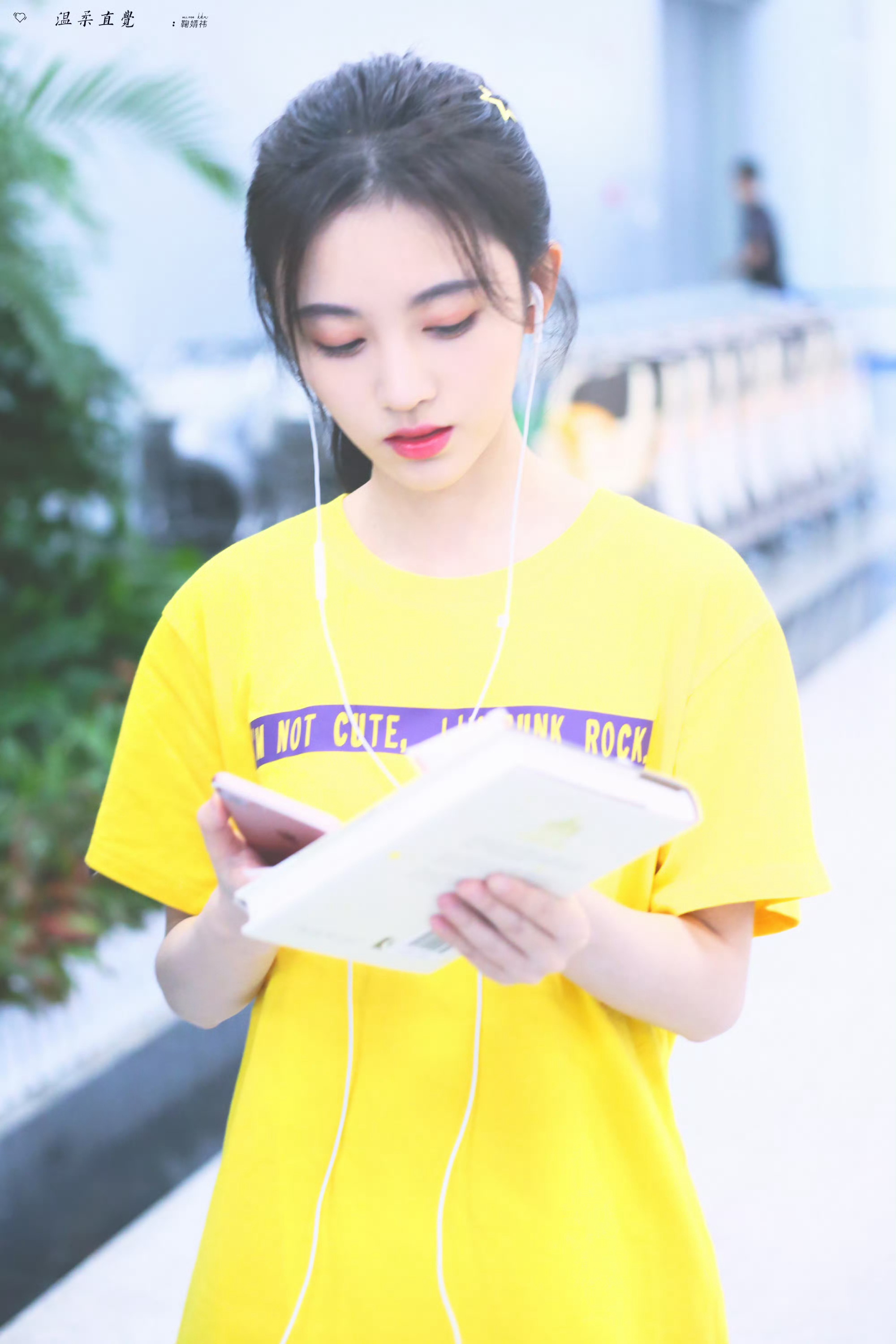 jjy鞠婧祎jjy鞠婧祎阿黛"保持距离 共同成长"𝗞𝗲𝗲𝗽 𝗮 𝗱?