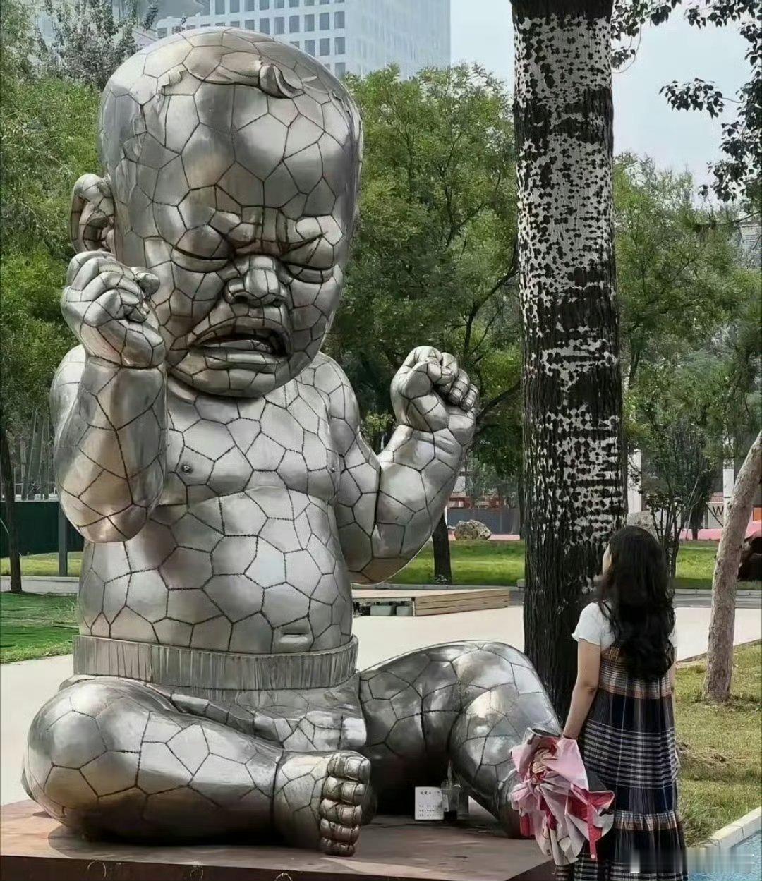 为什么那么多这种奇奇怪怪莫名其妙的雕塑