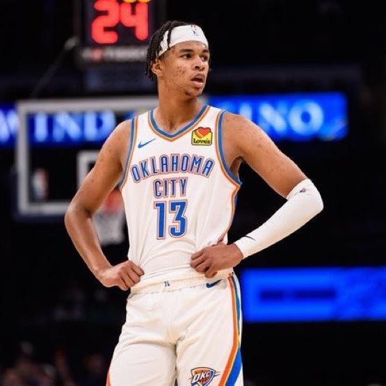 雷霆正准备将奥斯曼-吉昂送走！雷霆要将吉昂送到黄蜂，换取普拉姆利。 