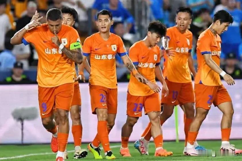 泰山队球迷又开始迷失自我了？克雷桑缺席，泰山队连胜三场，有球迷就开始议论是克雷桑