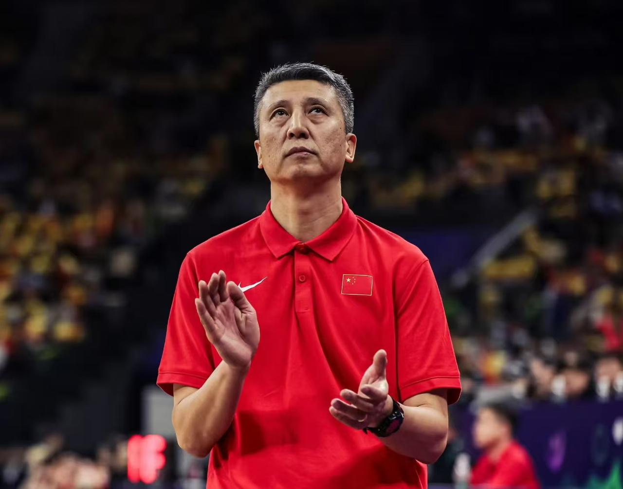 中国男篮两场逆转惨胜，老叔保住帅位，也保住了联赛和全明星票房
世预赛中国男篮如愿